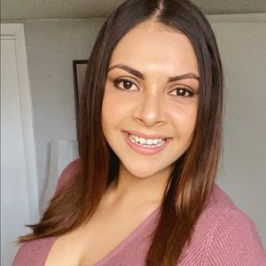 Meet your Posher, Karla